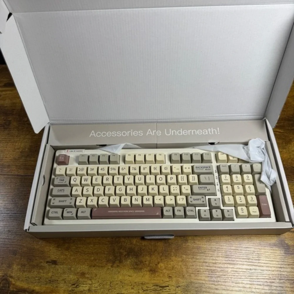 Epomaker RT100‎ Retro White PBT Tri-Mode Mechanical Keyboard Smart Screen OS